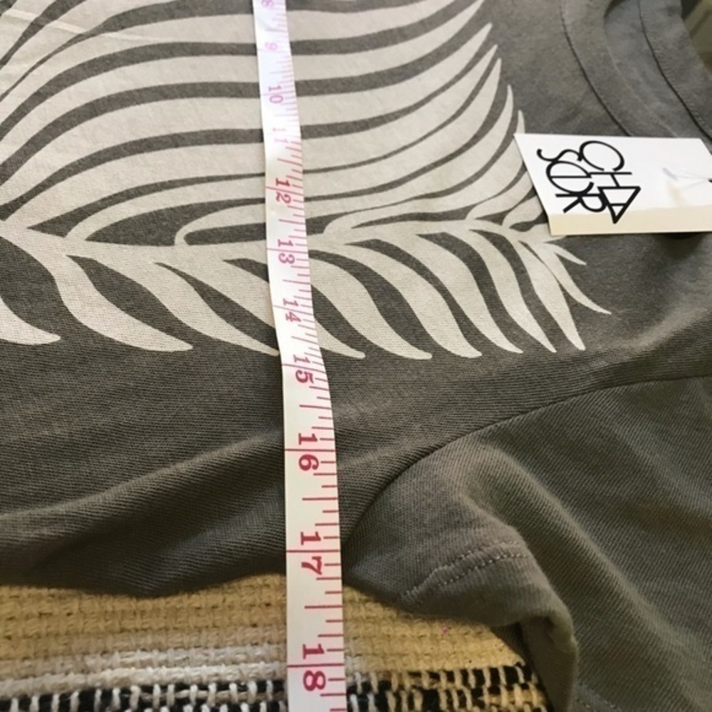 Chaser Olive Green Linen Coastal Azul Graphic Tee - Picture 9 of 9